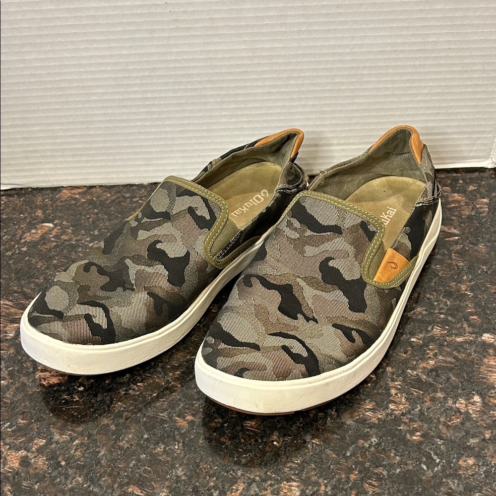 OLUKAI LAEAHI PAI Camo Shoes Men’s Size 11